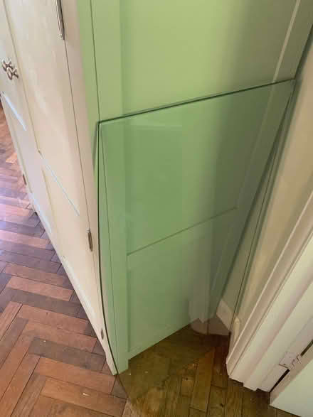 Photo of free Glass, with curved front. (Pipe Aston SY8) #1