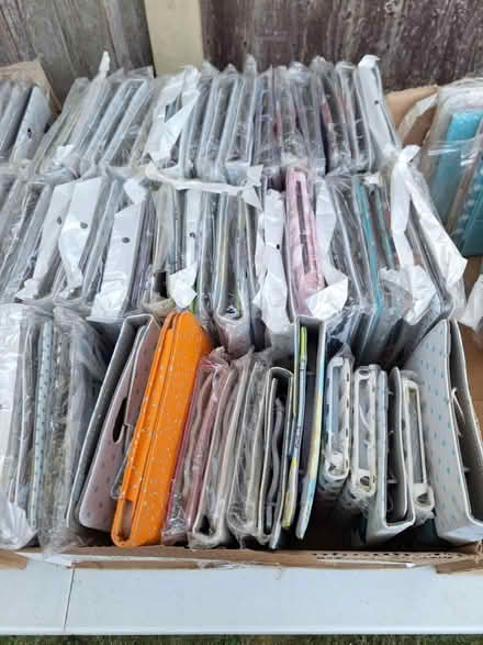 Photo of free Old Tablet Cases (WS3) #3