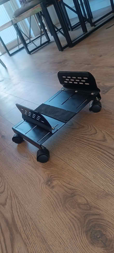 Photo of free PC power stand (Leith EH6) #1