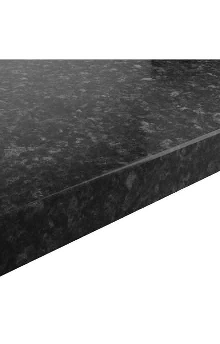 Photo of Kitchen Worktop Offcut (Blackhorse BS16) #1