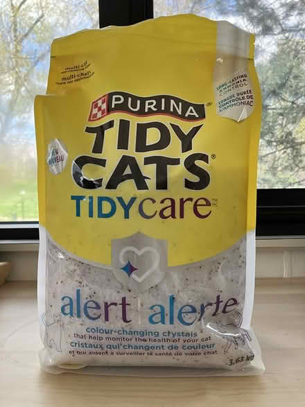 Photo of free Crystal cat litter - unopened bag (Kitchener, near Victoria Park) #1