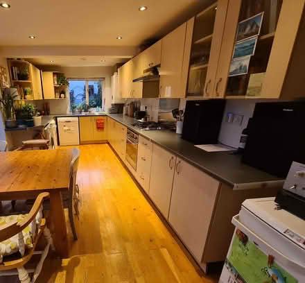 Photo of free Kitchen cabinets & some appliances (SW9 Brixton) #3