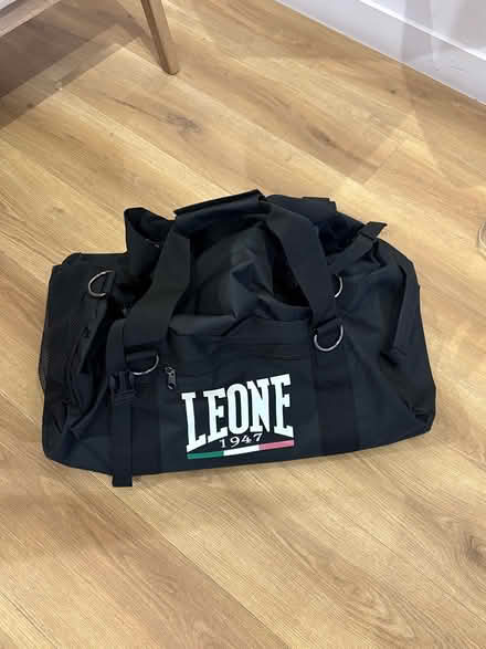 Photo of free Black Duffle bag brand new (Marylebone W1U) #1