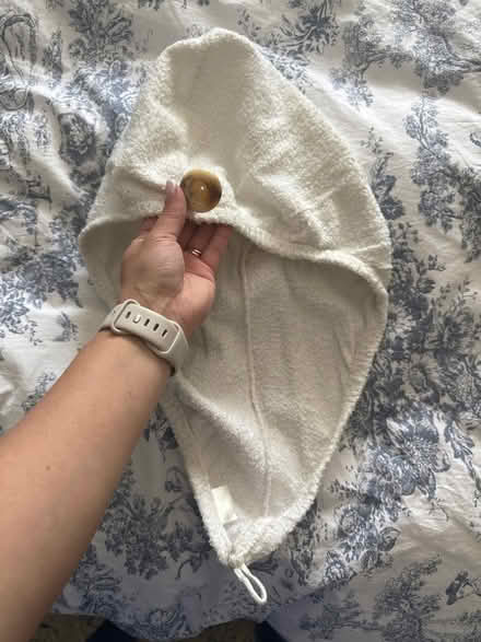 Photo of free Hair towel (Newbury Park IG2) #1