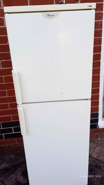 Photo of free Fridge Freezer (WN7) #1