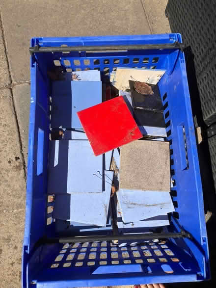 Photo of free Tiles (Islington N1) #2