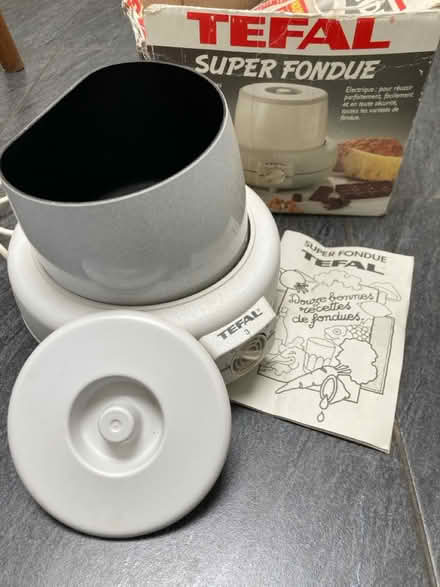 Photo of free Tefal super fondue (AL1 near Morrisons) #1