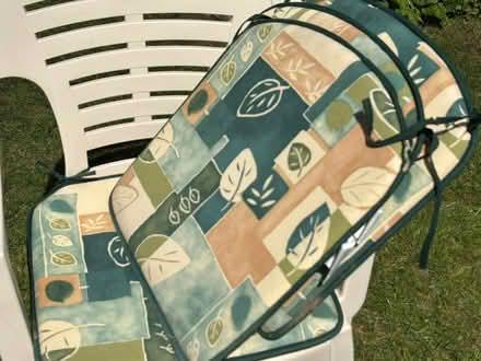 Photo of free 4 garden chair cushion pads (NW10) #2