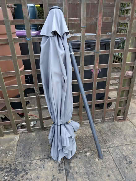 Photo of free Garden parasol (Pant SY10) #2