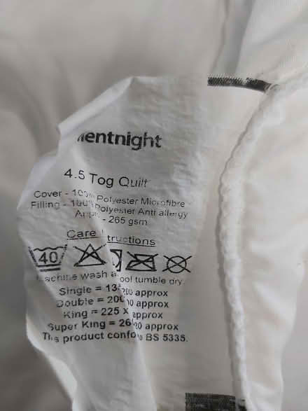Photo of free Silentnight 4.5tog king size duvet (Woolton L25) #1