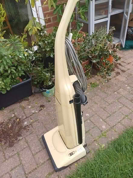 Photo of free Upright vacuum cleaner (Charlton OX12) #1