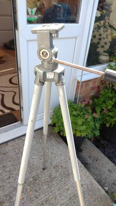 Photo of free Tripod (Havant PO9) #4