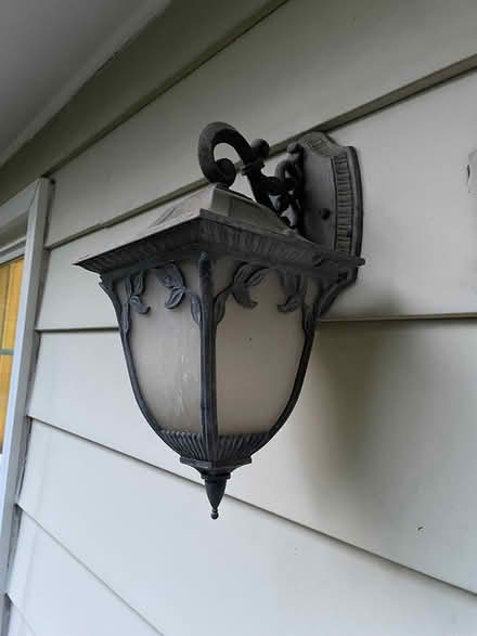 Photo of free Light fixtures (Oakton) #2