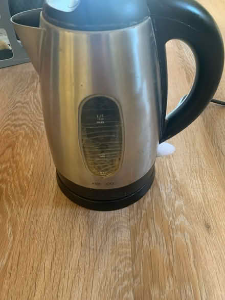 Photo of free Working kenwood kettle (highcliffe BH23) #2