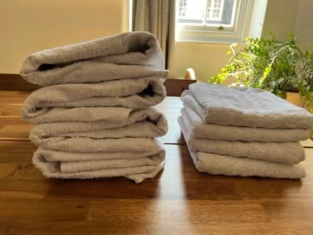 Photo of free White Company Bath + Hand Towels x4 (South Bank SE1) #1