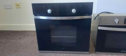 Photo of free Built-in oven (Crawley RH10) #1