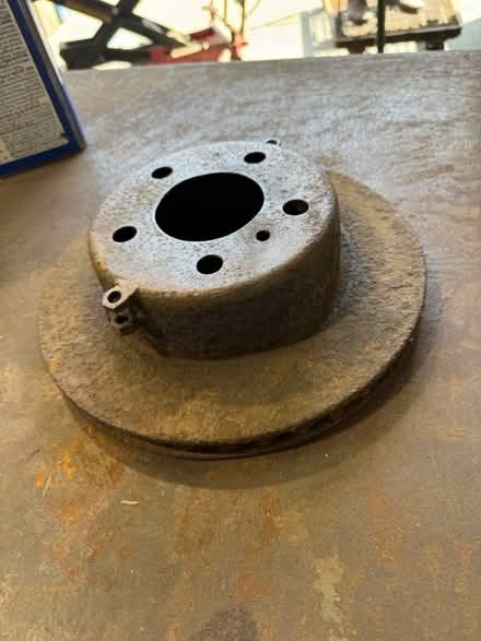 Photo of Tire rim or brake rotator (Saratoga) #1