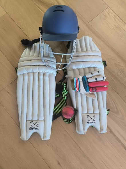 Photo of free Child cricket equipment (Beckenham) #1