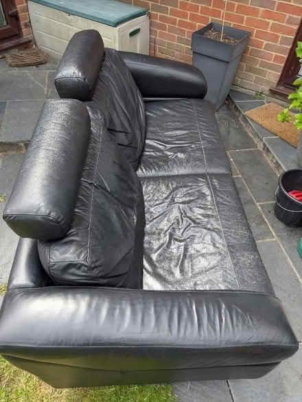 Photo of free 3 seat Leather settee (Lower Earley RG6) #2