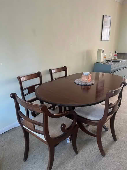 Photo of free Dining table and 6 chairs (CM11) #2