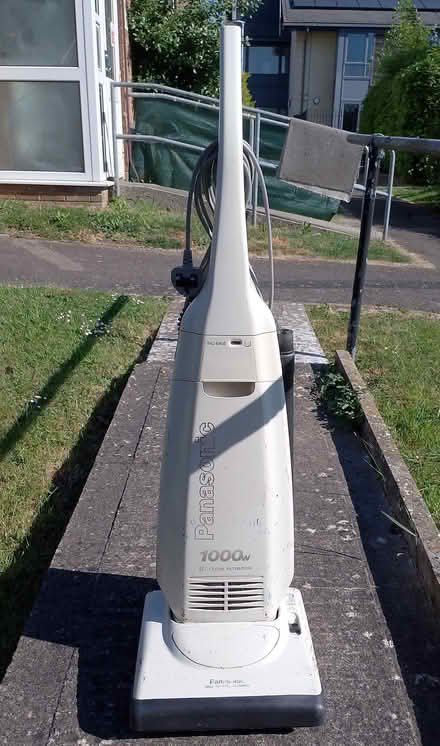 Photo of free Vacuum cleaner (Keynsham Memorial Park) #1