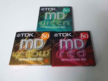 Photo of free 3 blank minidiscs (Broomhill S10) #1