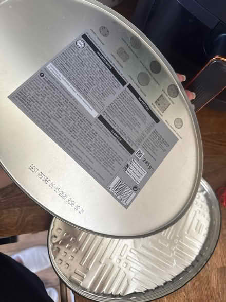 Photo of free Empty tin box - great for storing (Newbury Park IG2) #2