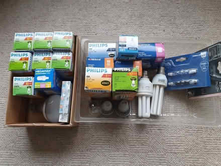 Photo of free Assorted light bulbs (Maldon CM9) #1