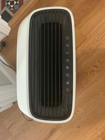 Photo of free Philips Air Purifier & Humidifier (TW9) #3