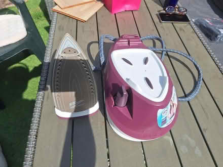 Photo of free Tefal steam iron (DE15 0DD) #3