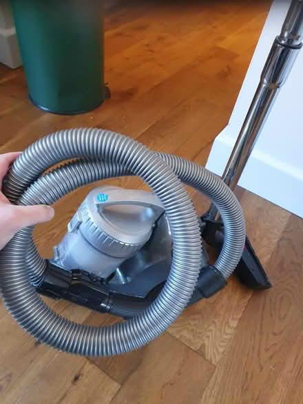 Photo of free Small hoover - works (Borough Underground SE1) #3