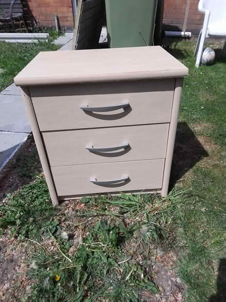 Photo of free Bedside drawers (Killamarsh S21) #1