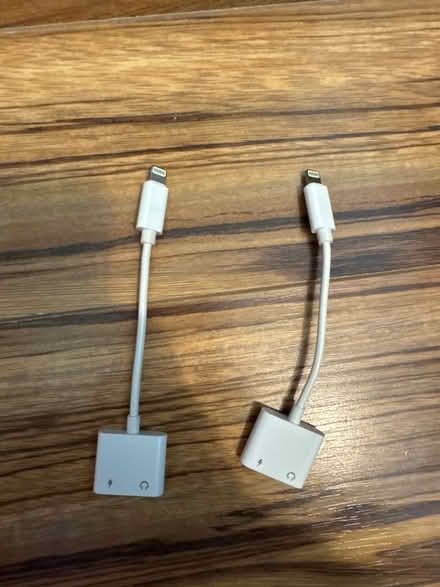 Photo of free iPhone adaptor (CR0) #1