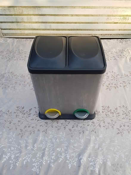 Photo of free Double pedal bin (2× 15L) (W5 Ealing / Montpelier) #1