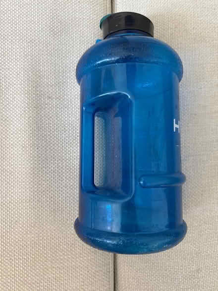 Photo of free Hydrate 1L bottle (N5 Highbury Barn) #2