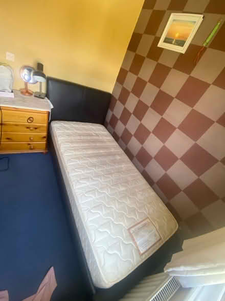 Photo of free Single Bed with mattress (RH6 8hp) #1