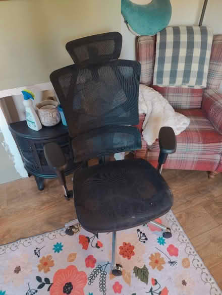 Photo of free Desk chair (Paddock Wood) #1