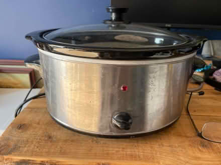 Photo of free Slow cooker (WF3 1EJ) #1