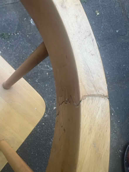 Photo of free Child’s wooden chair (Wandsworth SW18) #3