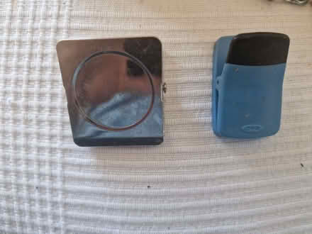 Photo of free Magnets (Stockwood LU1) #1