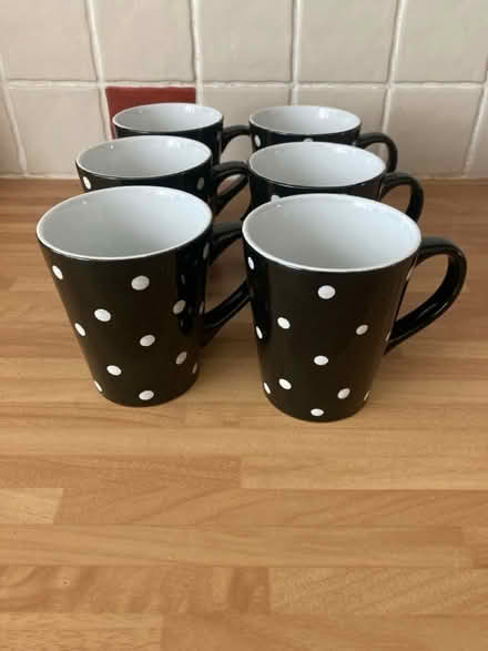 Photo of free 6 X Mugs (Caldecott OX14) #1