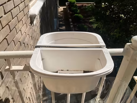 Photo of free Plant pots (Columbia Heights) #1