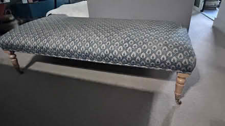 Photo of free Large ottoman (Se1) #3