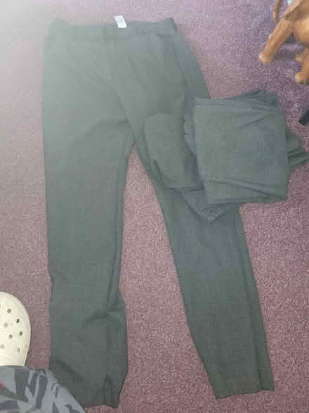 Photo of free Trousers (Pr2 3uq) #1