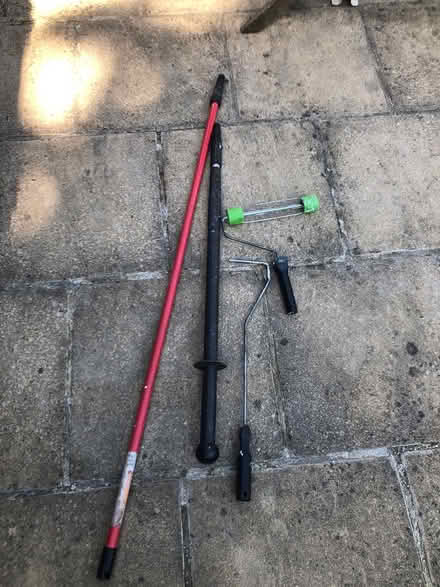 Photo of free Decorating items (Farnborough GU14 0ED) #1