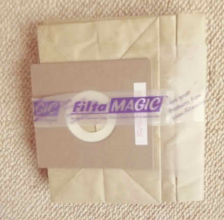 Photo of free vacuum cleaner (Latchford WA4) #3