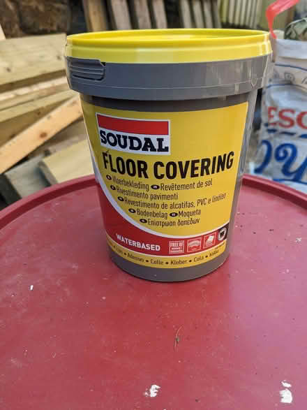 Photo of free Floor glue (for laminate etc) (Middlewood S35) #1