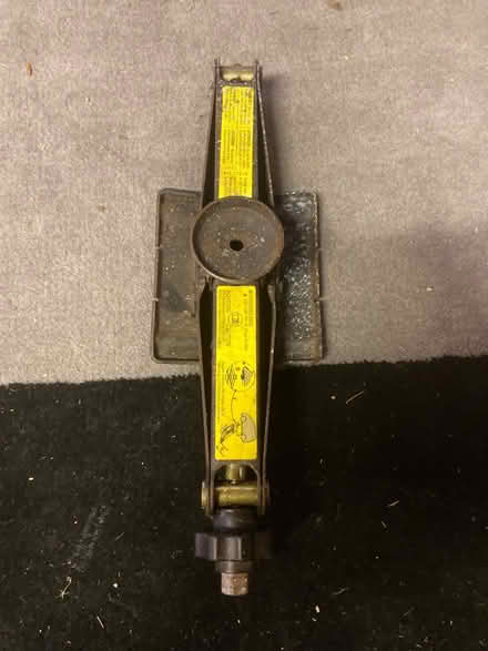 Photo of free Car jack (Grange Park) #1