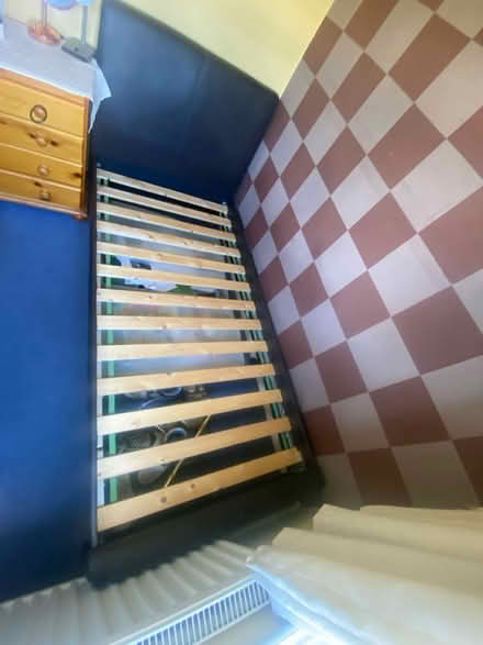 Photo of free Single Bed with mattress (RH6 8hp) #4