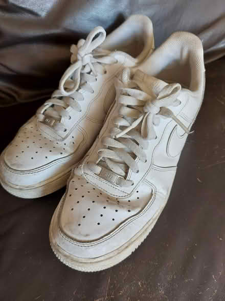 Photo of free V well-worn Nike Airforce1 trainers (Frimley) #1